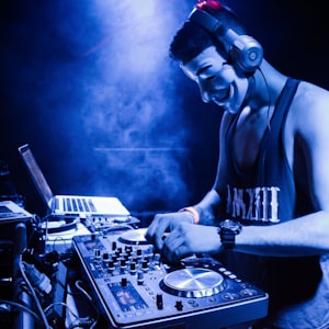 海口DJ啊杰-djaj2018年打造名爵K88包房专用意大利上头说唱【电音圣】气氛社会摇跳舞重鼓专辑