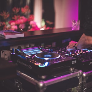 黑色音频《郴州酷龙酒吧宣传音乐专辑》DJ清山Mix