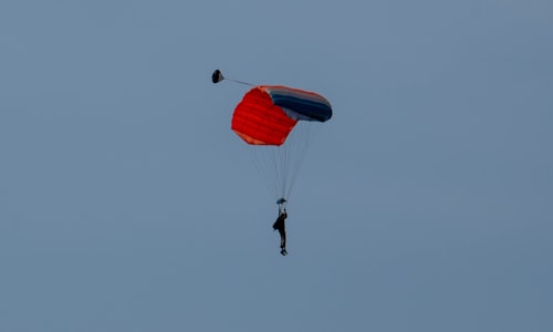 parachute jump facts