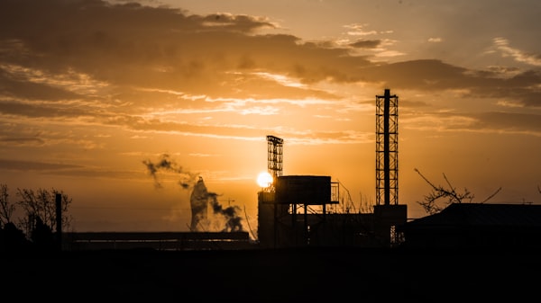 Petróleo sobe com incerteza sobre cessar-fogo em Gaza: Impactos e oportunidades no mercado de energi