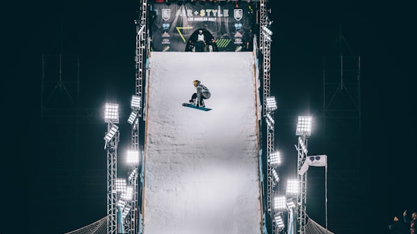 imagem de um salto de esqui