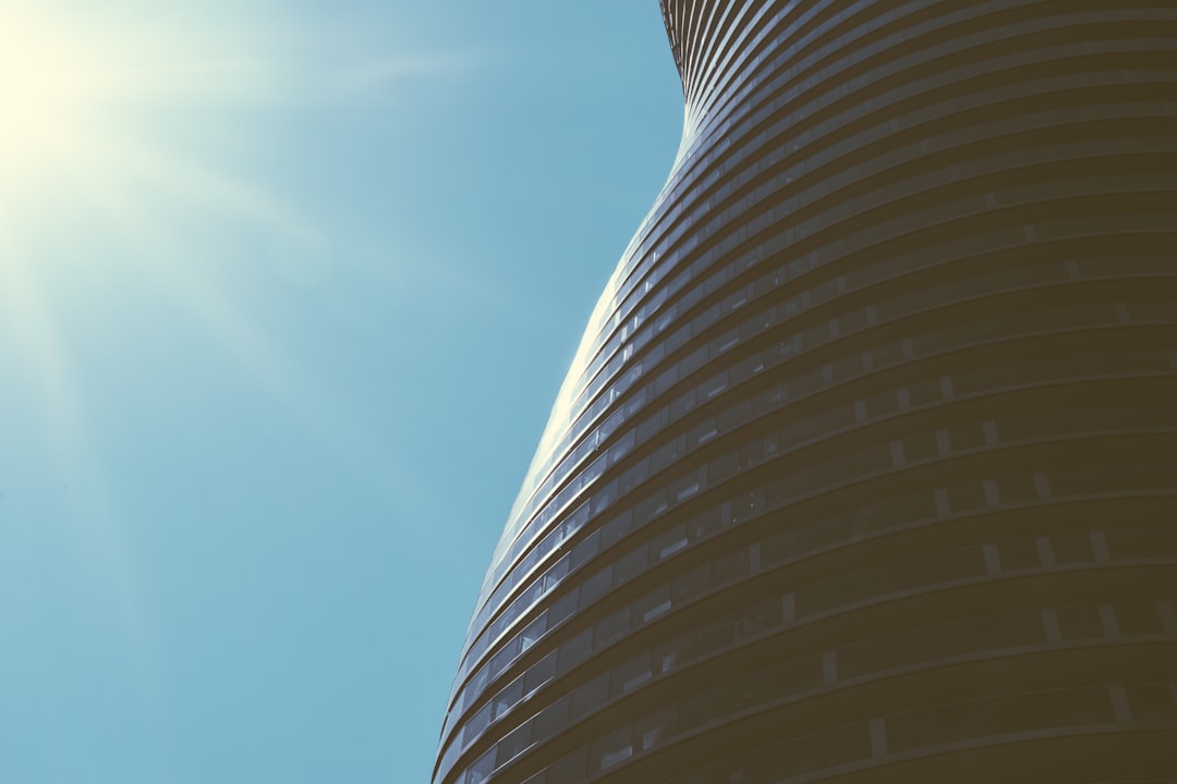 high-res image of the curvaceous absolute tower