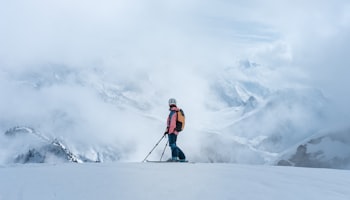Skiing communities