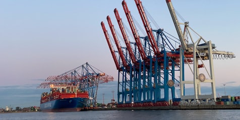 container terminal at port