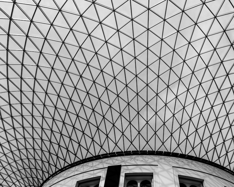 British Museum ceiling photo by Mika